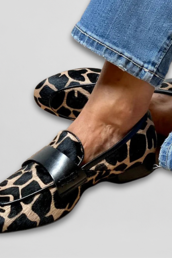 Mocassin avec motif fait main