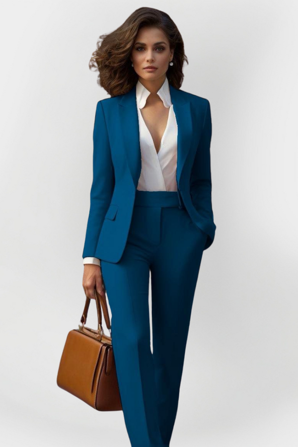 Costume élégant pour femme