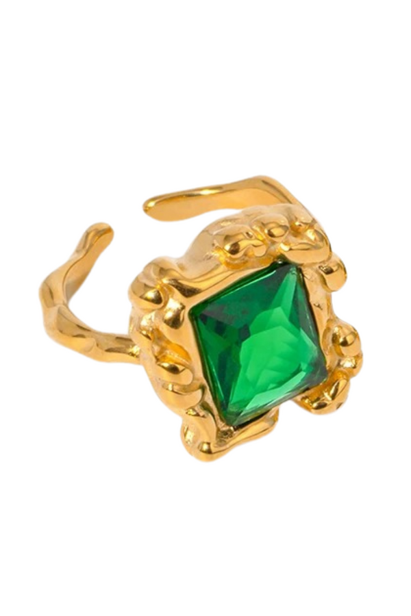 Bague texturée en pierre d'émeraude