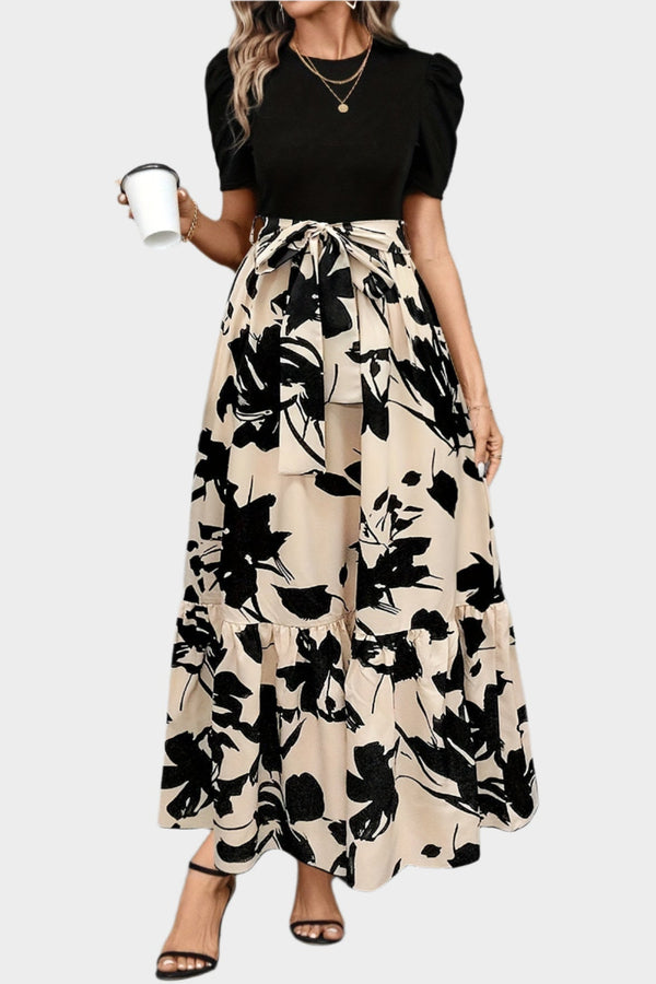 Robe fleurie avec taille haute et motifs rayés