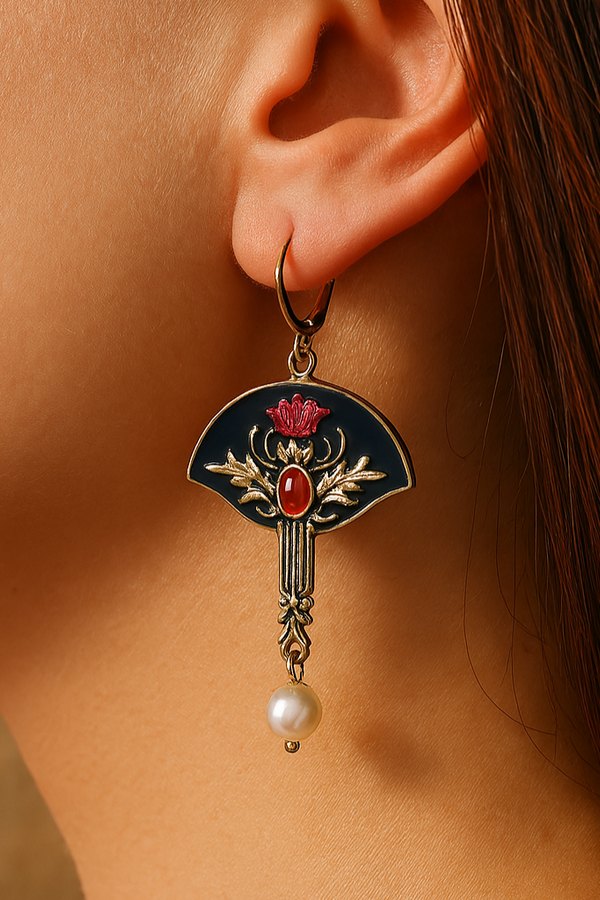 BOUCLES D'OREILLES BOHO AVEC PERLES ET CRISTAL ROUGE