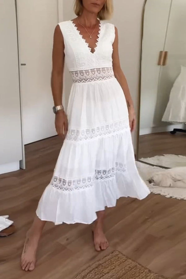 Eleni | Robe élégante avec dentelle et col en V