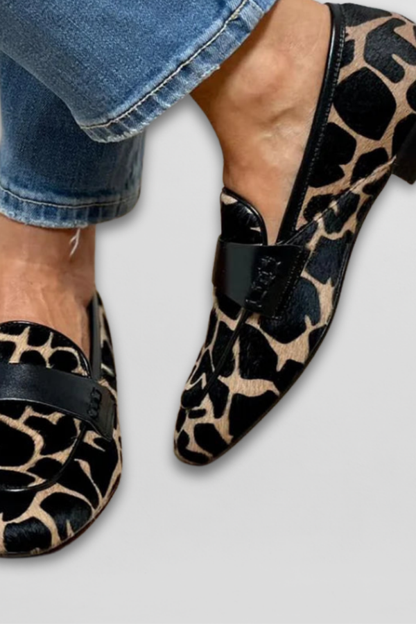 Mocassin avec motif fait main