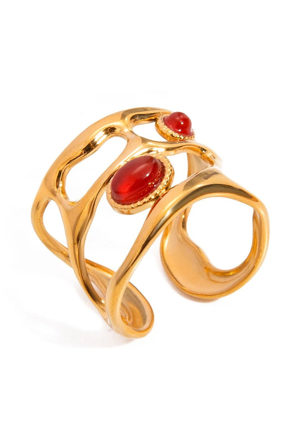 Bague en pierre rouge géométrique
