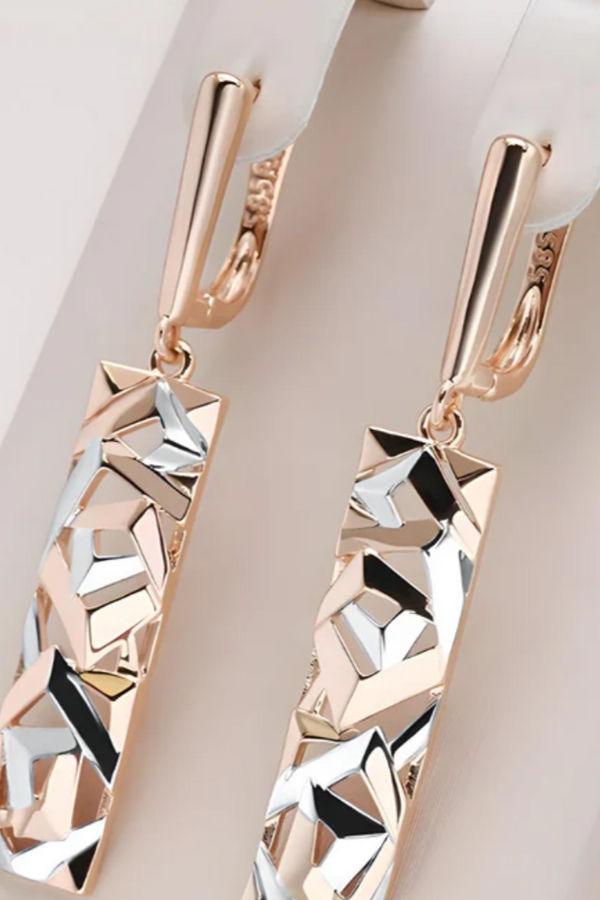 Boucles d'oreilles longues plaquées or rose avec gravures