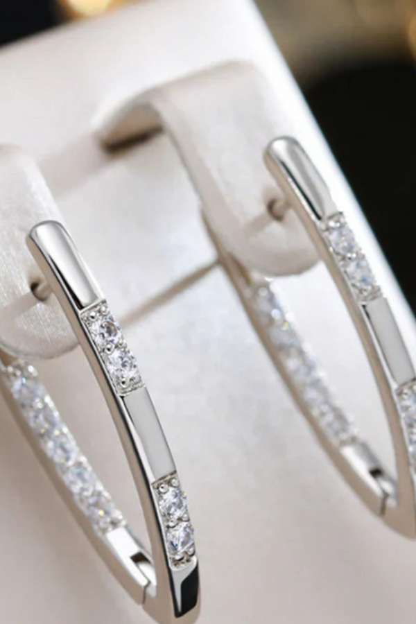 BOUCLES D'OREILLES ÉLÉGANTES EN ZIRCONIA DORÉES