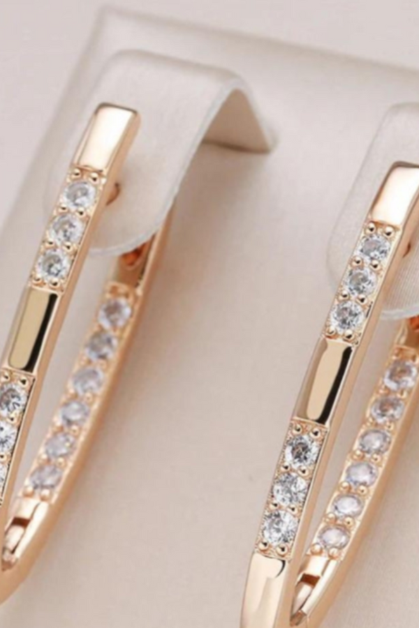 BOUCLES D'OREILLES ÉLÉGANTES EN ZIRCONIA DORÉES