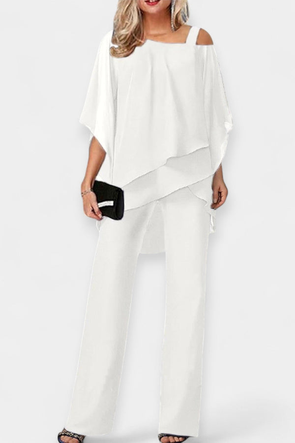 Ensemble avec épaules dénudées