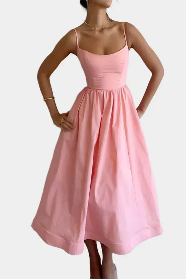 Robe avec ligne large et satin doux