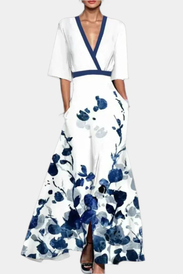 Robe fleurie avec col en V