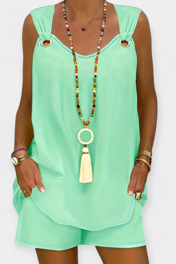 Ensemble blouse sans manches et short