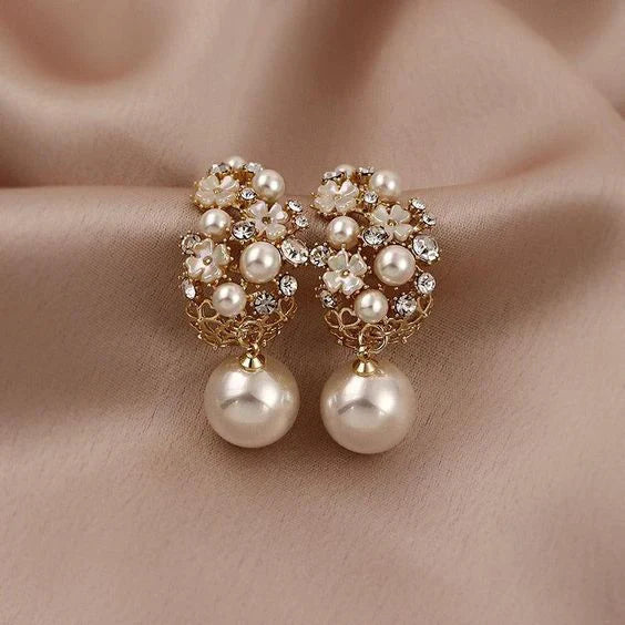 Boucles d'oreilles élégantes en perles de fleurs | Or