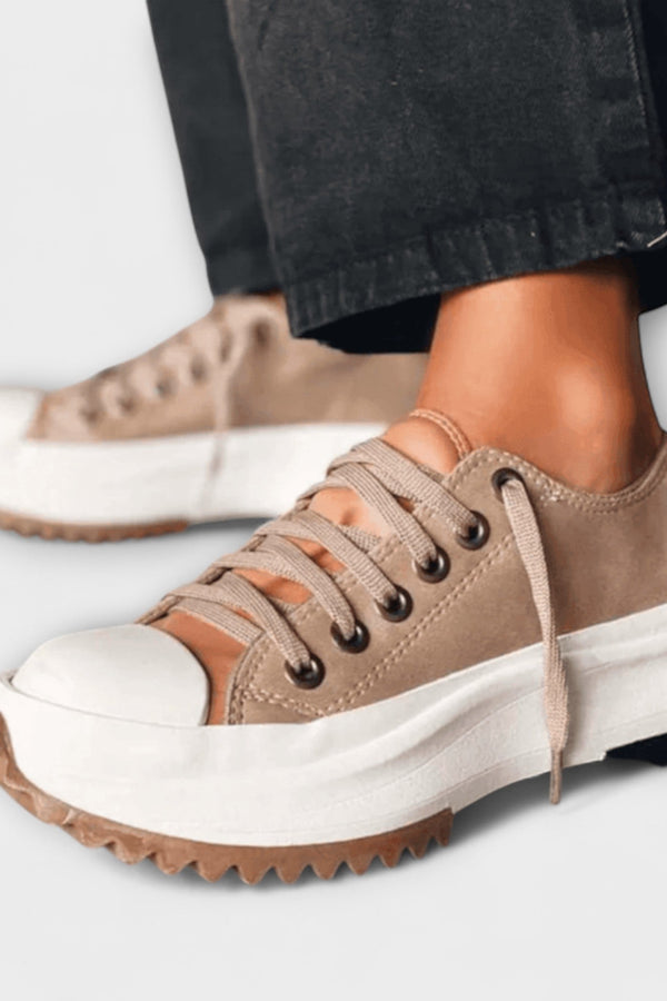 Jinky - Chaussures au design moderne à plateau