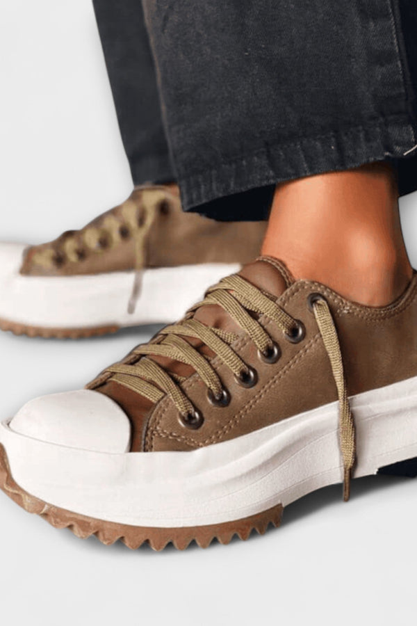 Jinky - Chaussures au design moderne à plateau