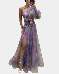 Robe romantique avec ouverture