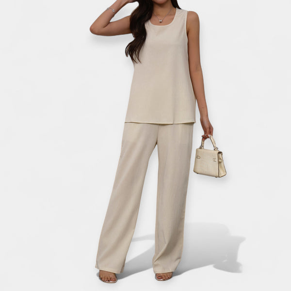 Ensemble confortable avec haut sans manches et pantalon large