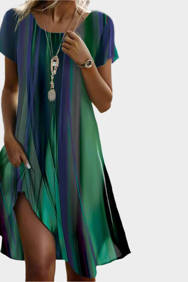 Robe d'été avec col rond et longueur midi