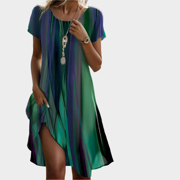 Robe d'été avec col rond et longueur midi