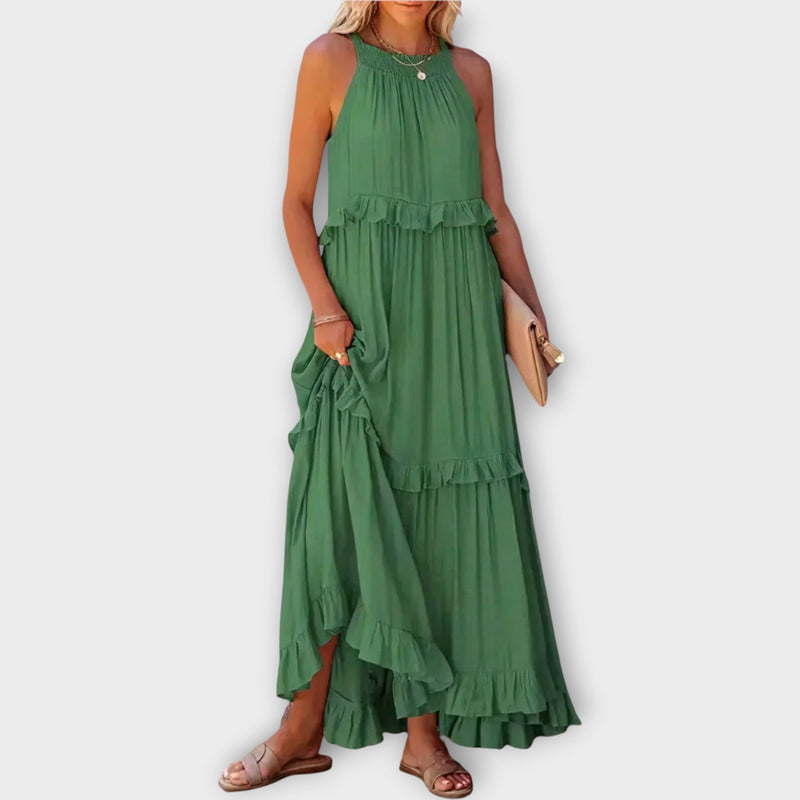 Robe à fines bretelles et ligne élégante