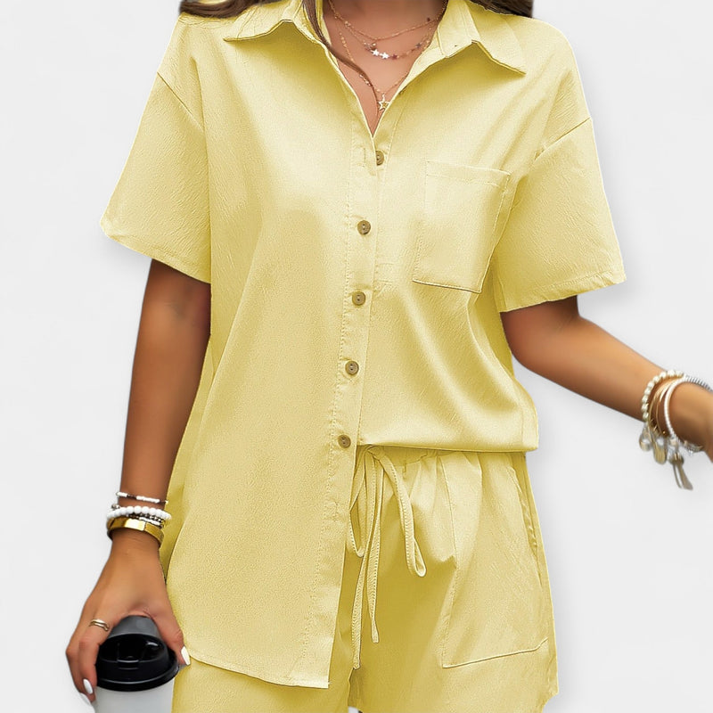 Ensemble confortable avec chemise et short