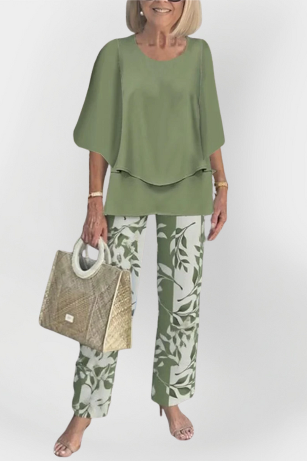 Ensemble élégant avec haut et pantalon confortables