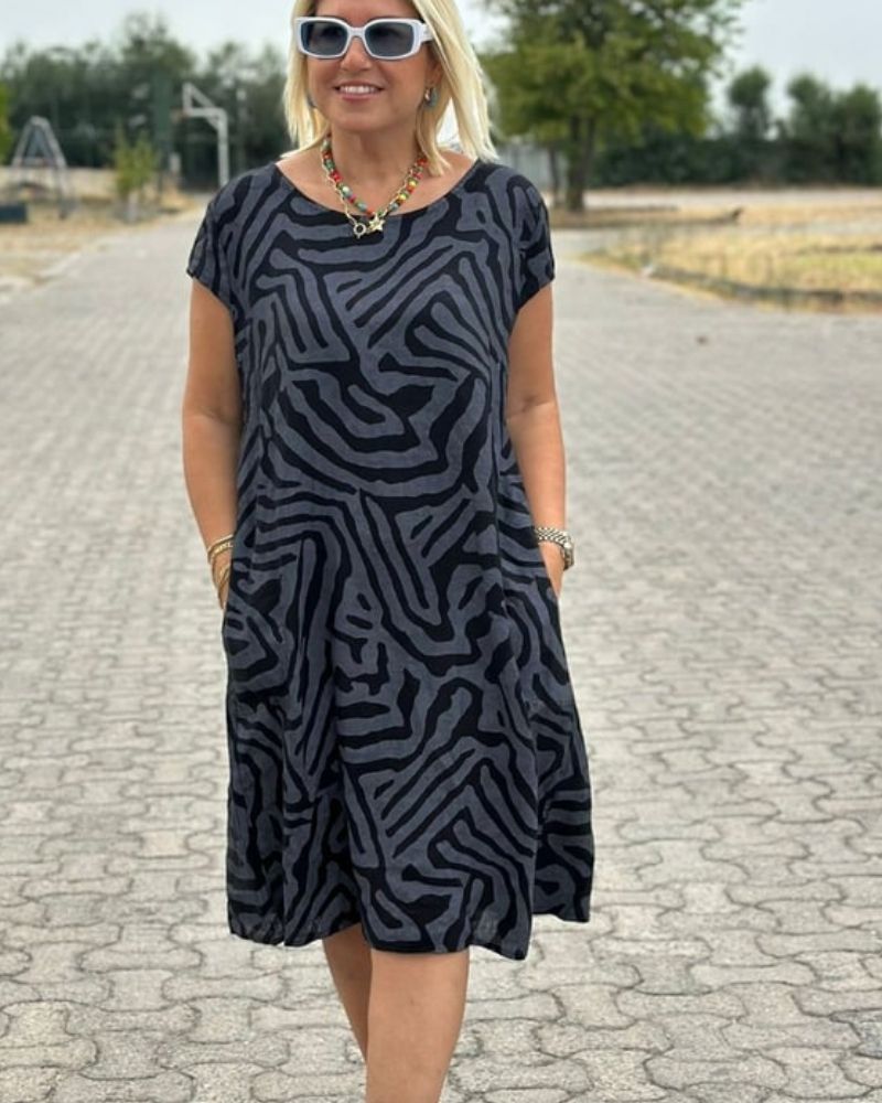 Despoina | Robe d'été avec encolure ronde et beau design