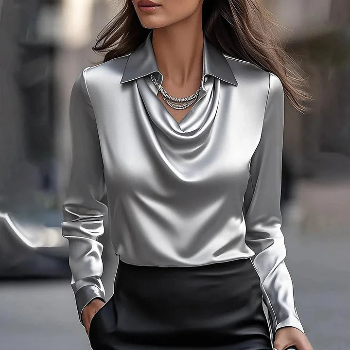 Romina™ – Blouse en satin de luxe à encolure douce
