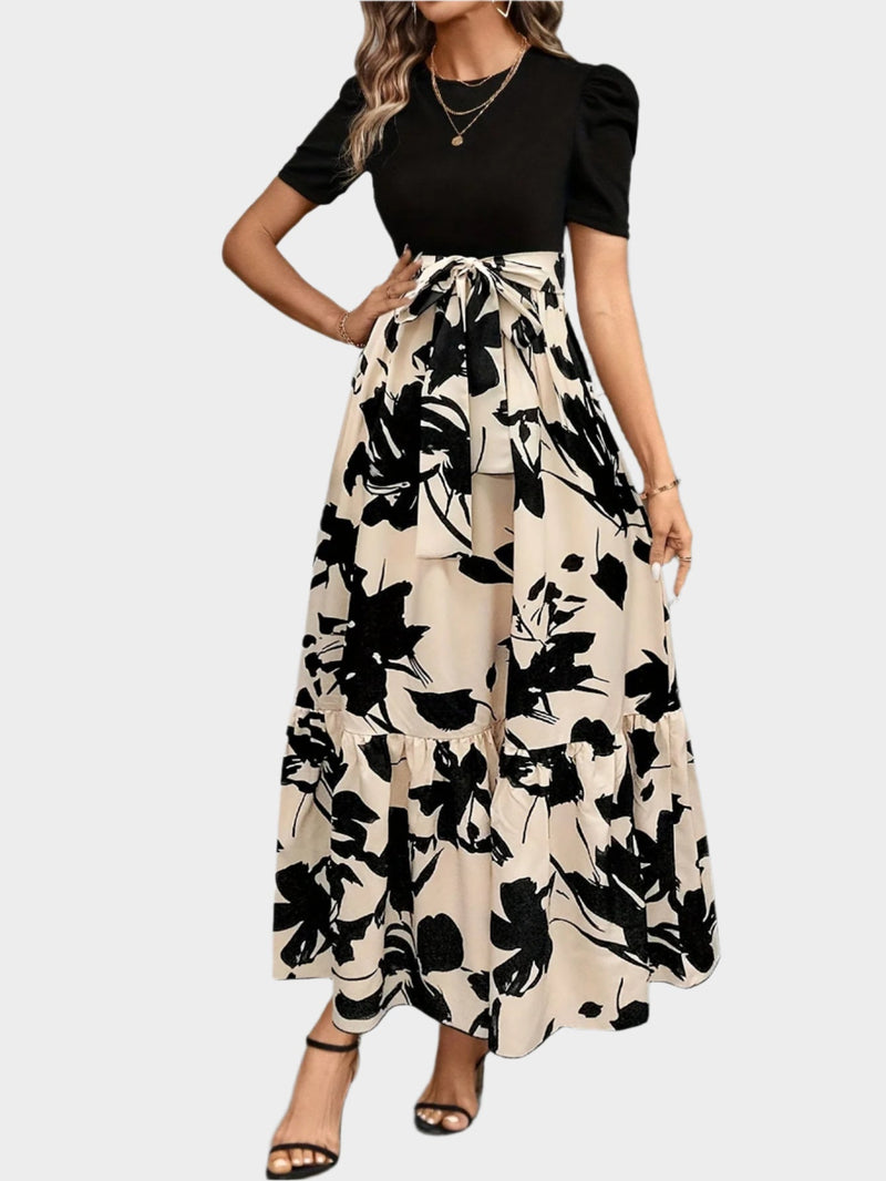 Robe fleurie avec taille haute et motifs rayés