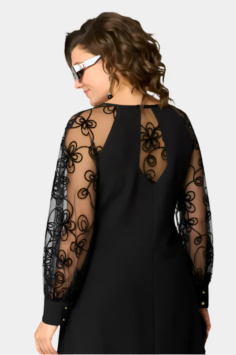 Robe avec manches en dentelle douce