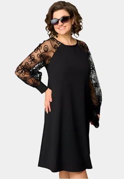 Robe avec manches en dentelle douce