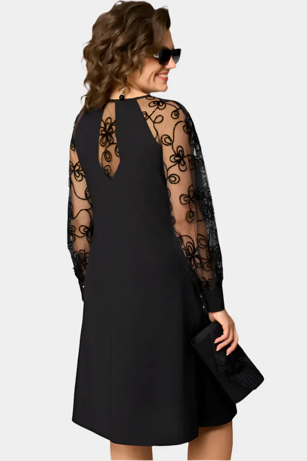 Robe avec manches en dentelle douce