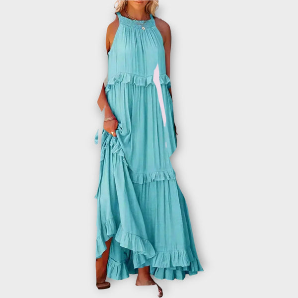 Robe à fines bretelles et ligne élégante