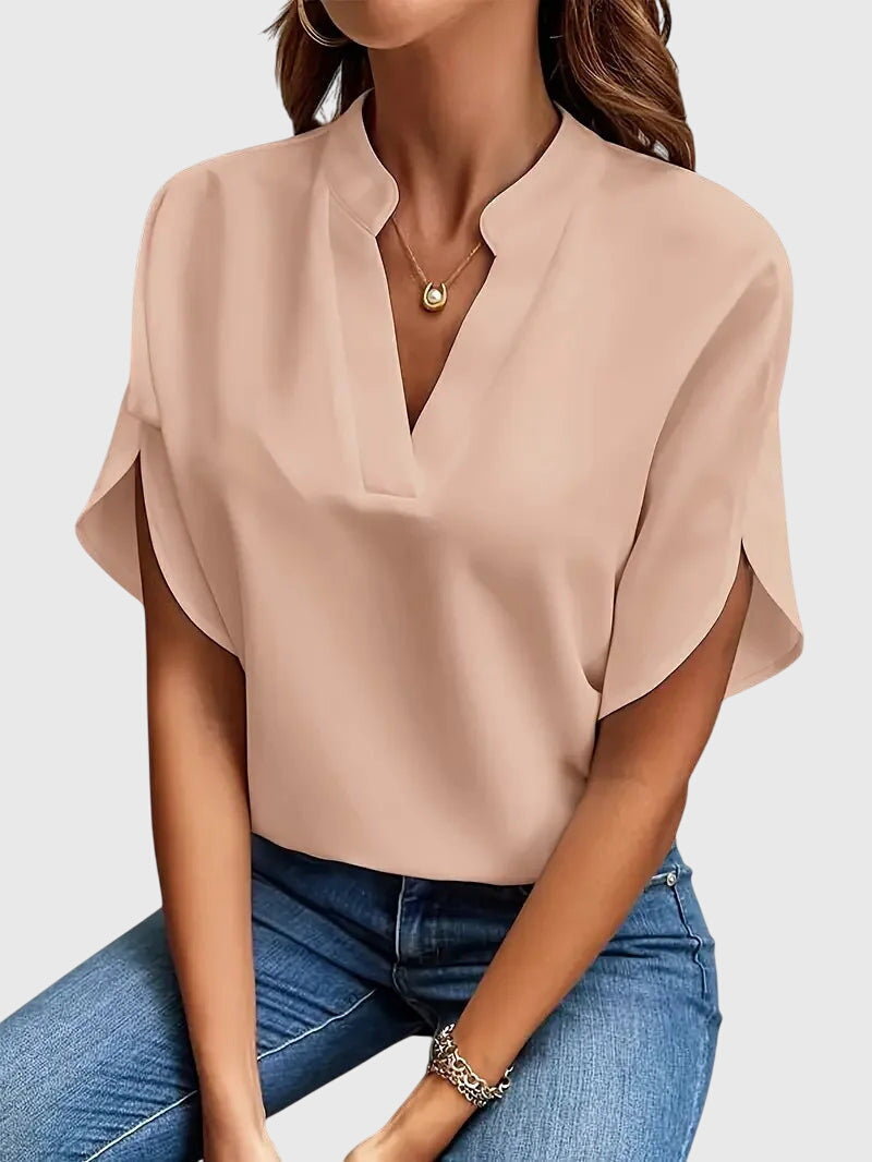 Beatrix™ | Chemise douce et élégante à col en V