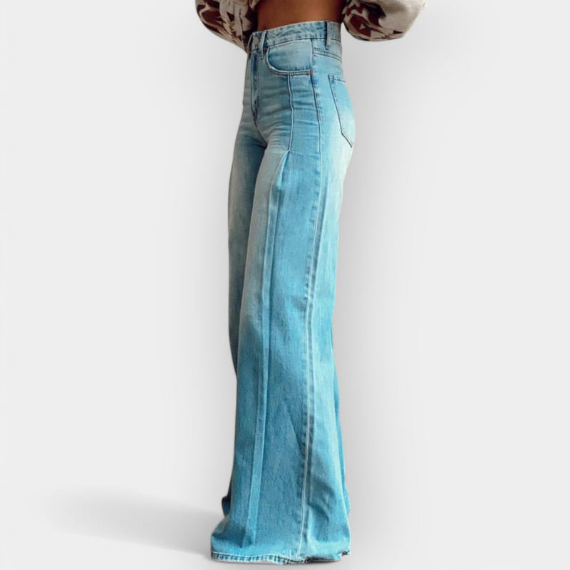 Pantalon à jambes larges avec design évasé