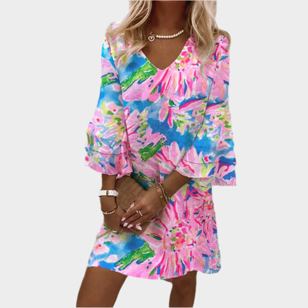 Robe mini rose élégante avec manches courbes