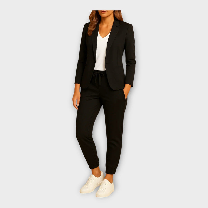Costume femme avec blazer et pantalon jogger