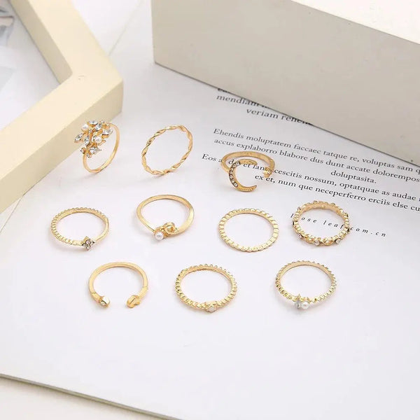Lot de 10 bagues bohèmes en argent et plaqué or