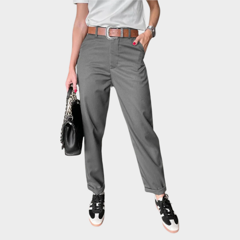 Pantalon élégant avec coutures