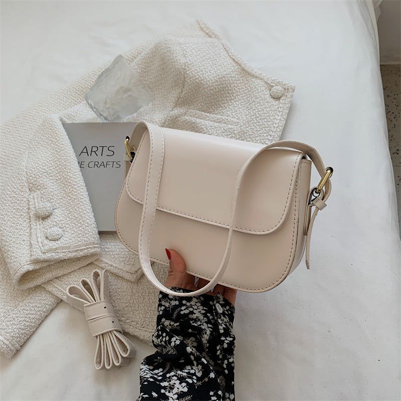Sac bandoulière classique Avery™ Saddle