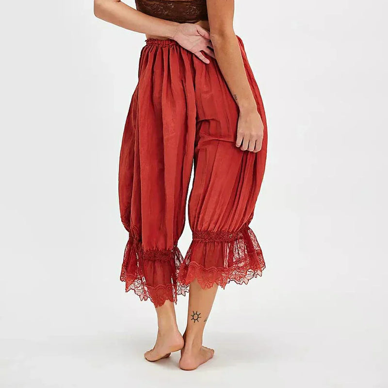 Pantalon en dentelle bohème