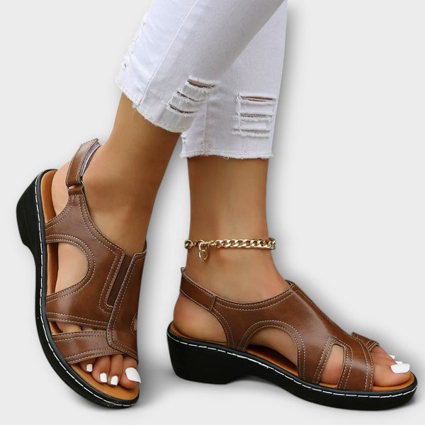 Sandales confortables à talons en cuir