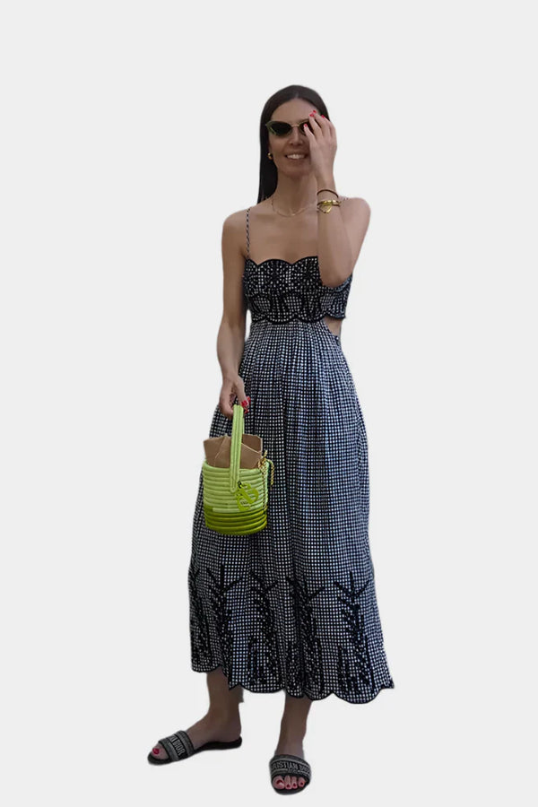 Robe avec motif à carreaux traditionnel