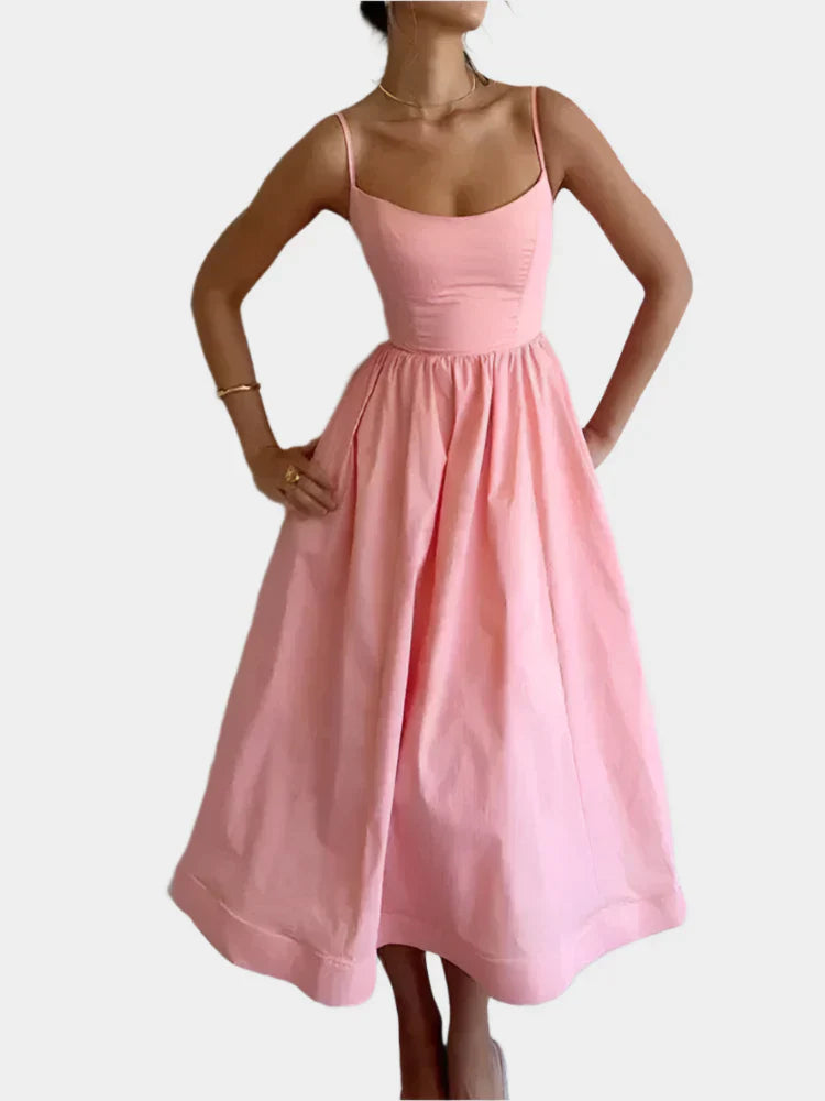 Robe avec ligne large et satin doux