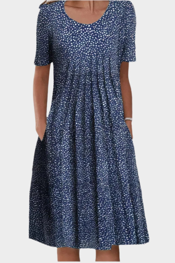 Robe d'été avec broderie florale