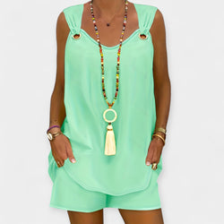 Ensemble blouse sans manches et short