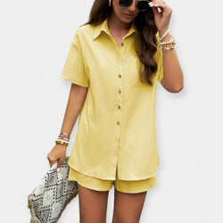 Ensemble confortable avec chemise et short