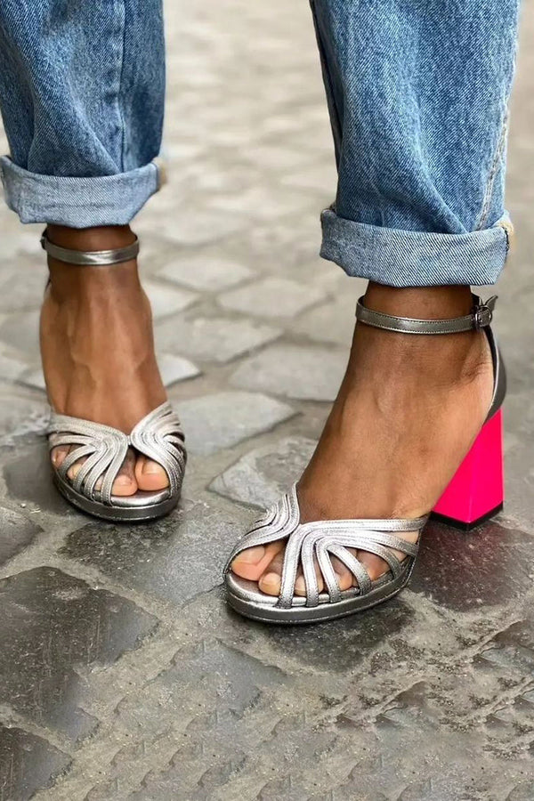 Naelle™ | Sandales brillantes avec un talon épais et une boucle élégante