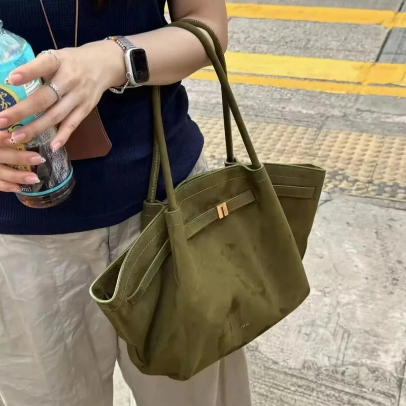 Riley™ - Sac sous-bras en micro cuir suédé