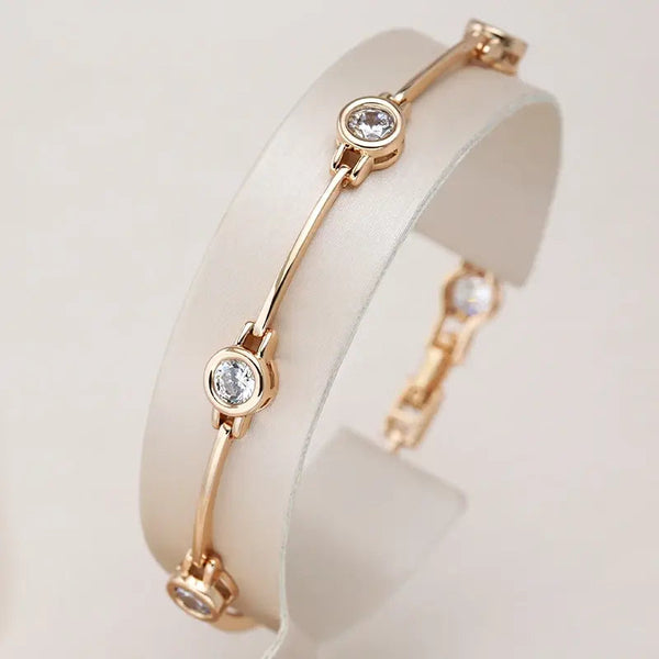 Bracelet élégant avec zirconias en or