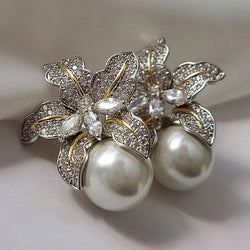 Boucles d'oreilles perle fleur exquises | Or blanc